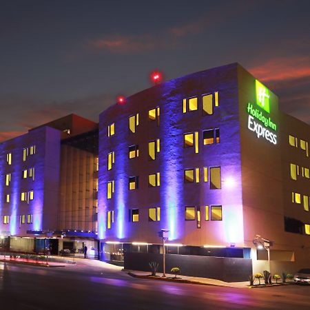 Holiday Inn Express Mexico Aeropuerto, An Ihg Hotel Bagian luar foto