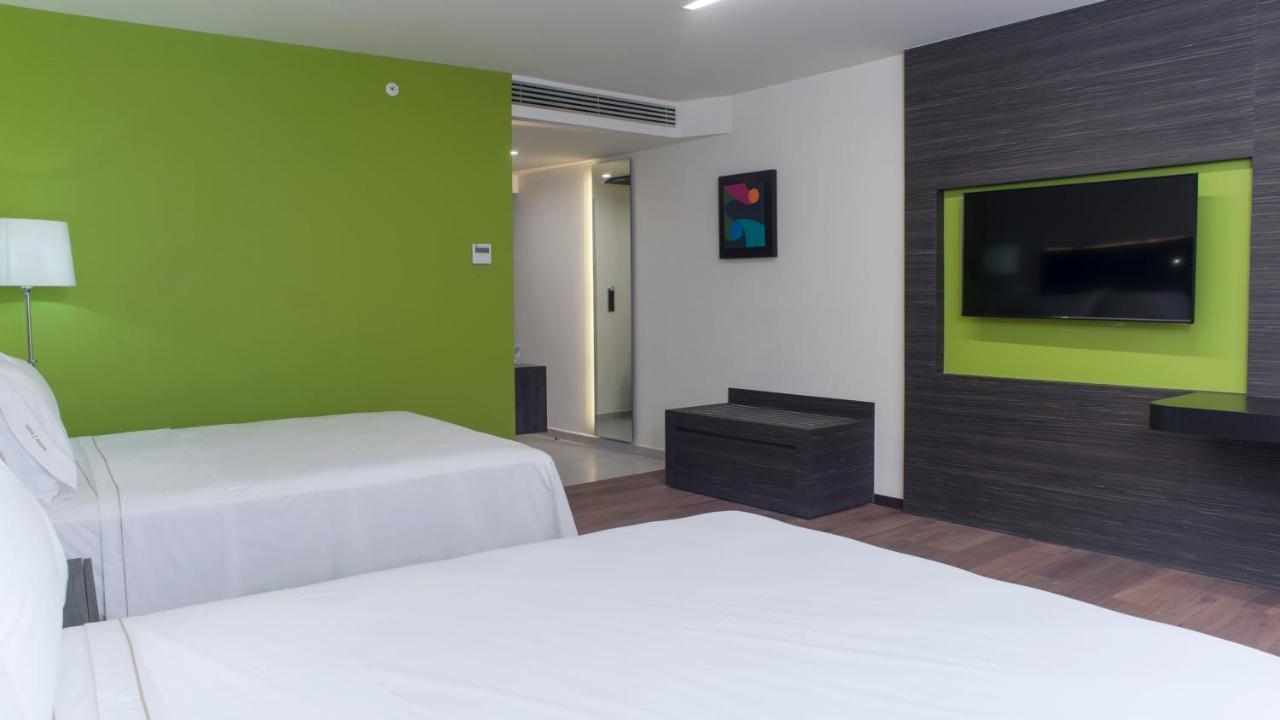 Holiday Inn Express Mexico Aeropuerto, An Ihg Hotel Bagian luar foto