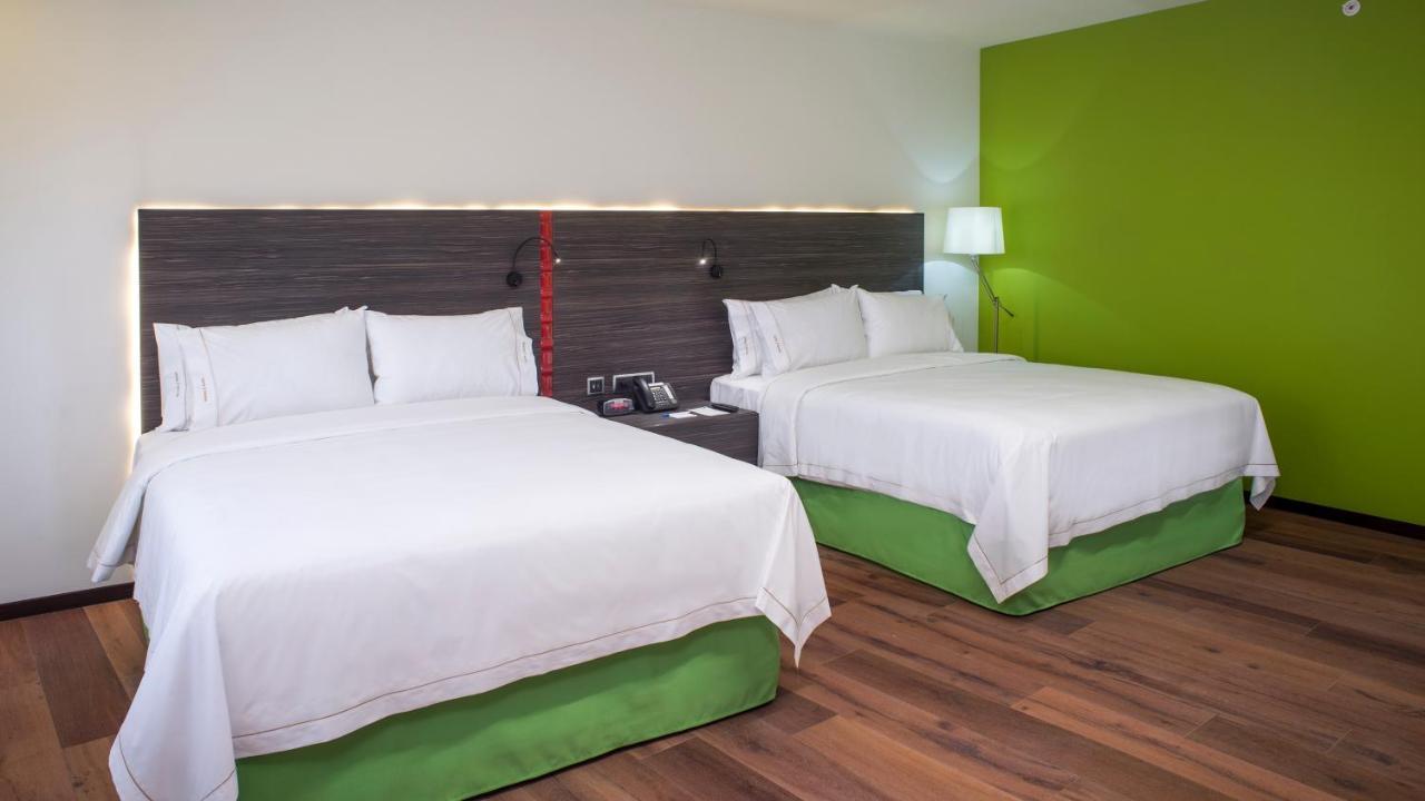 Holiday Inn Express Mexico Aeropuerto, An Ihg Hotel Bagian luar foto